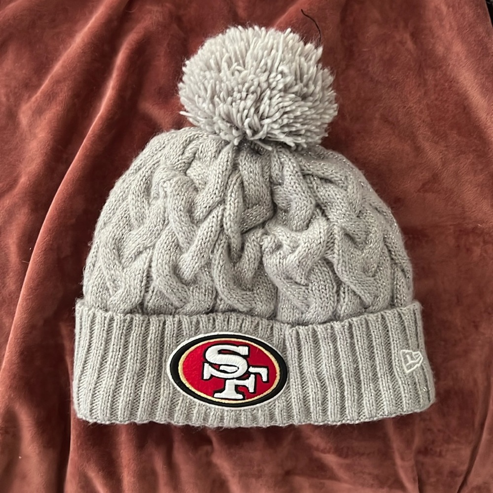 NFL women’s grey beanie